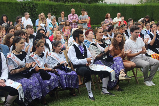 Moment de la proclamació de la Pubilla i Hereu de Palafolls 2016 (Ajuntament de Palafolls)
