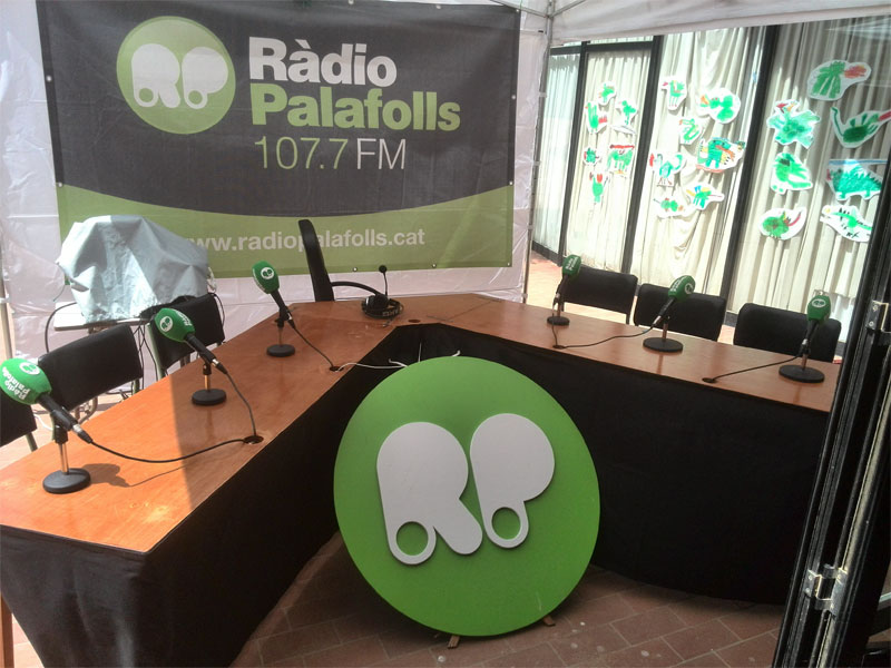 Estudi Mòbil de Ràdio Palafolls a Les Ferreries pel programa especial de les 20h