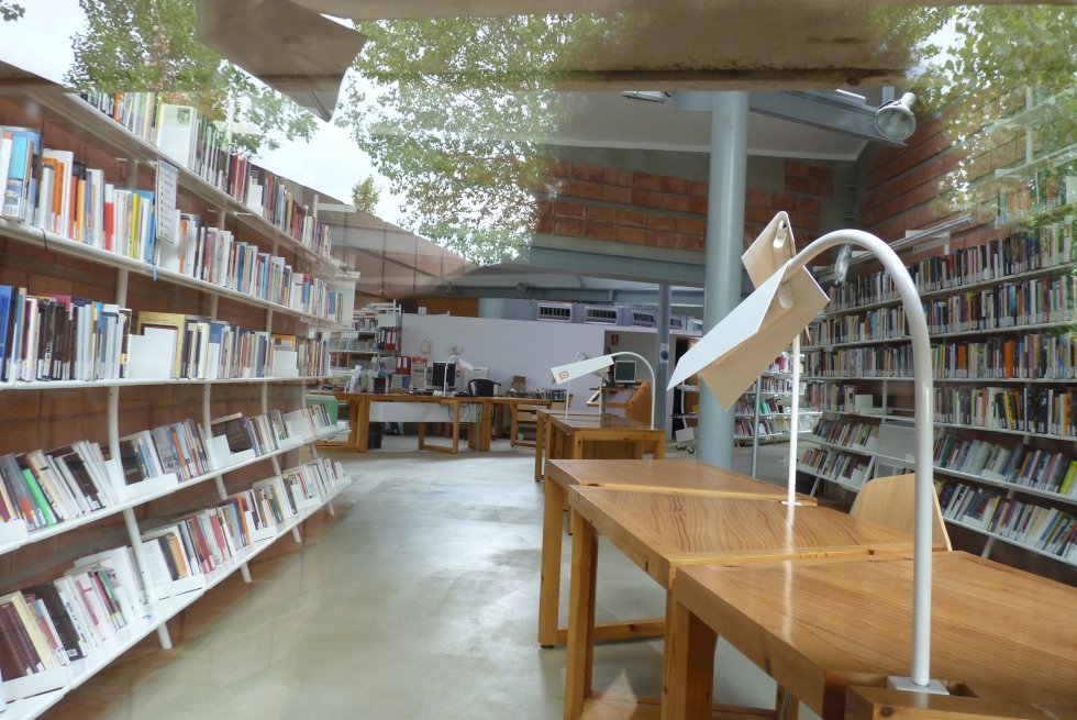 Interior de la biblioteca de PLF. www.tublogdearquitectura.com