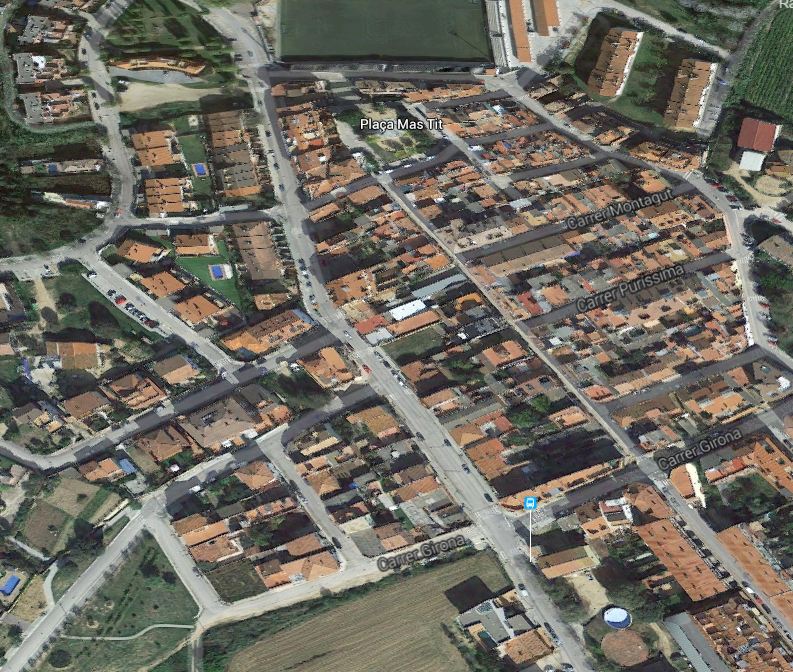 El carrer Roig i Jalpí i la Plaça de Mas Tit, a Sta Maria. GoogleMaps