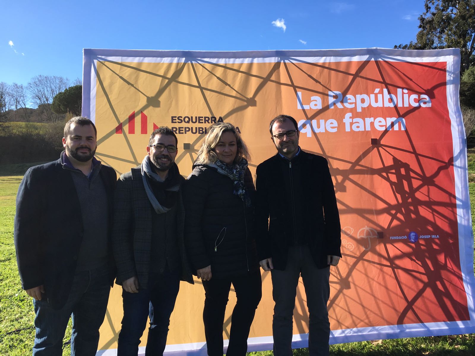 Els 4 regidors d'ERC de PLF a Arenys de Munt on s'ha presentat "La República que farem". ERC