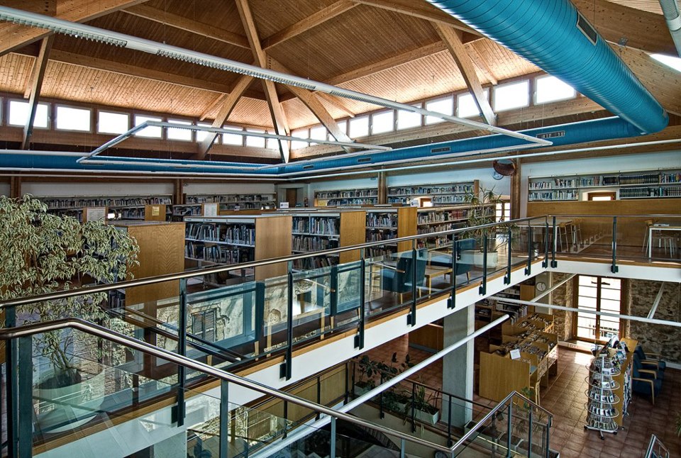 biblioteca malgrat de mar