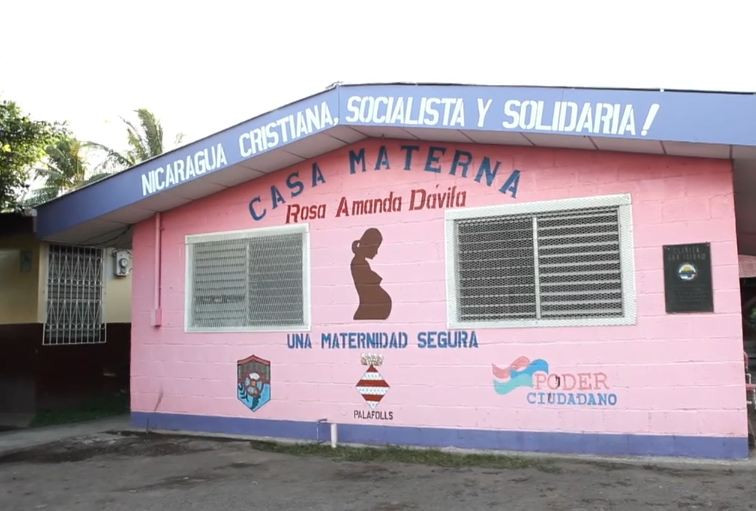 Casa materna a San Isidro. Aj. Palafolls