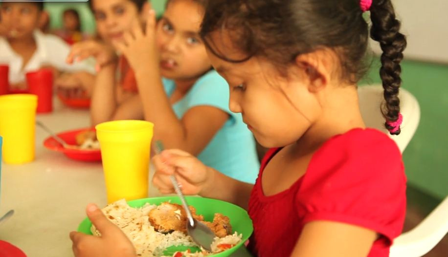 Menjador infantil a San Isidro. Aj. Palafolls 