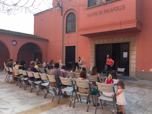 Audició a la Fresca a la plaça del Cafè i el Teatre. RP