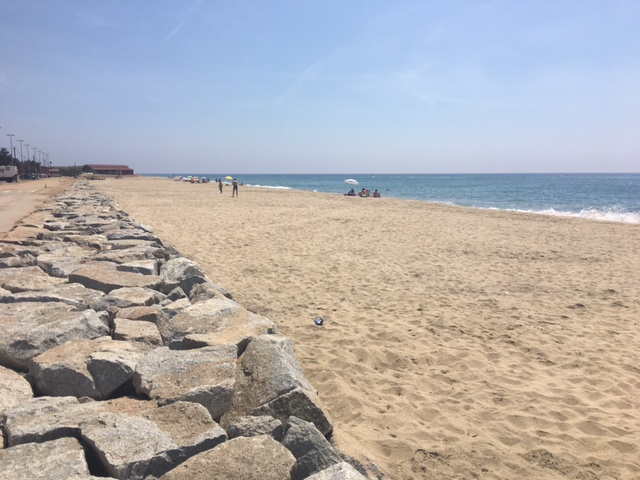 L'escullera i la reposició de sorra finalitzada a Malgrat de Mar. RP