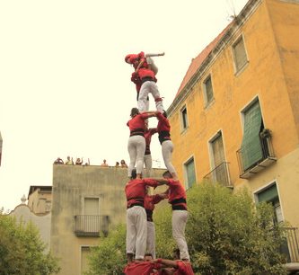 Un dels Castells del passat diumenge dels Maduixots a Blanes. (Ajuntament de Blanes)