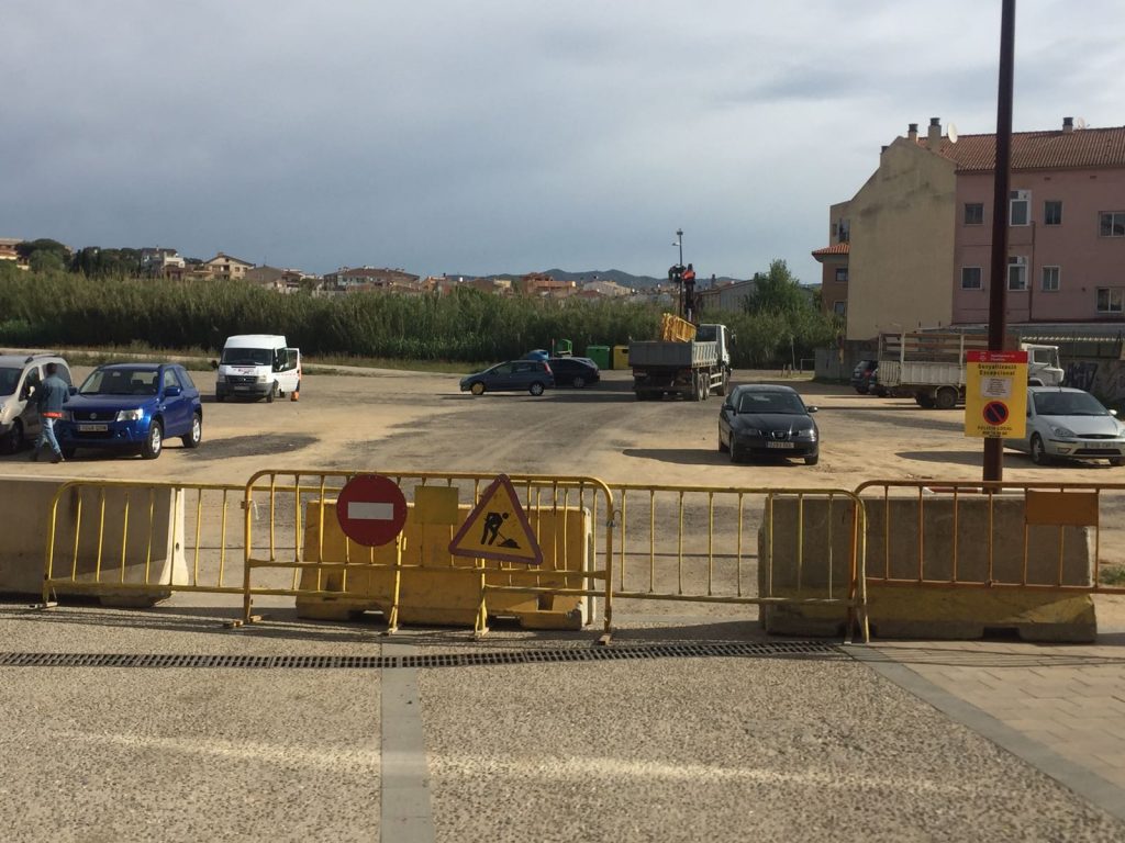 Imatge de l'inici de les obres de l'aparcament de Pau Casals (Ajuntament de Palafolls)